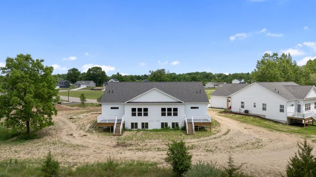 134 Ashley Court, Brooklyn, MI 49230