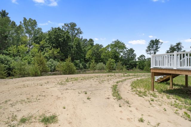 134 Ashley Court, Brooklyn, MI 49230