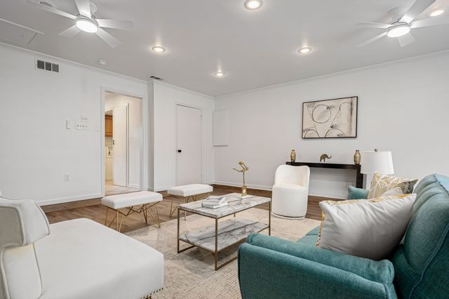 13535 Janwood Lane, Farmers Branch, TX 75234