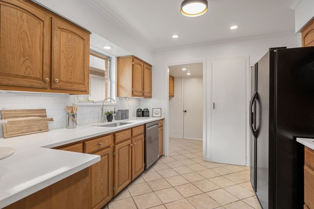13535 Janwood Lane, Farmers Branch, TX 75234