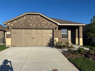 1212 Olivewood Place, Crandall, TX 75114