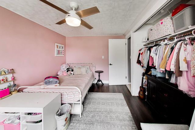 1605 W Lexington Drive, Arlington Heights, IL 60004