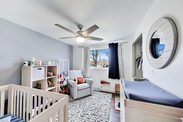 1605 W Lexington Drive, Arlington Heights, IL 60004