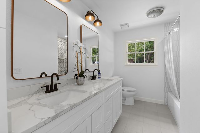 2700 Rock Terrace DR, Austin, TX 78704