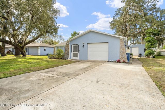 2399 Gallagher Avenue, Spring Hill, FL 34606