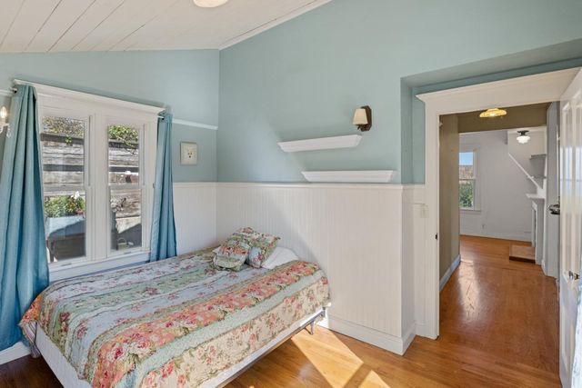218 4th Street, Pacific Grove, CA 93950