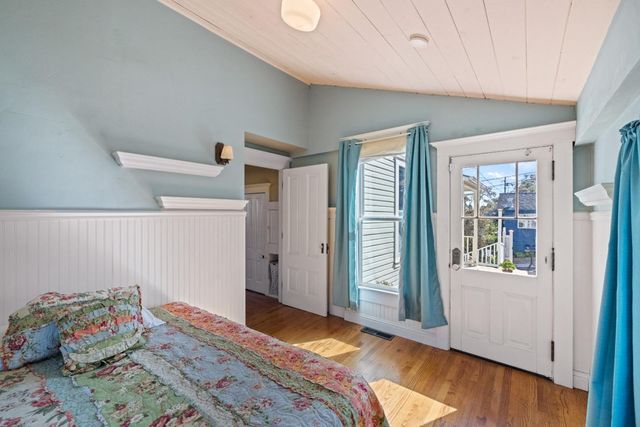 218 4th Street, Pacific Grove, CA 93950
