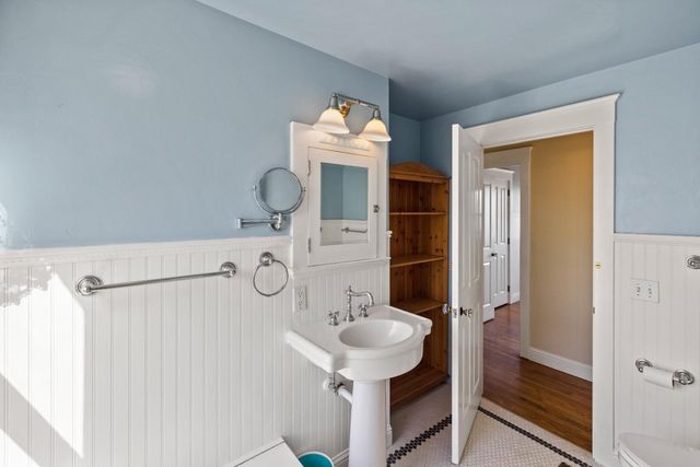 218 4th Street, Pacific Grove, CA 93950