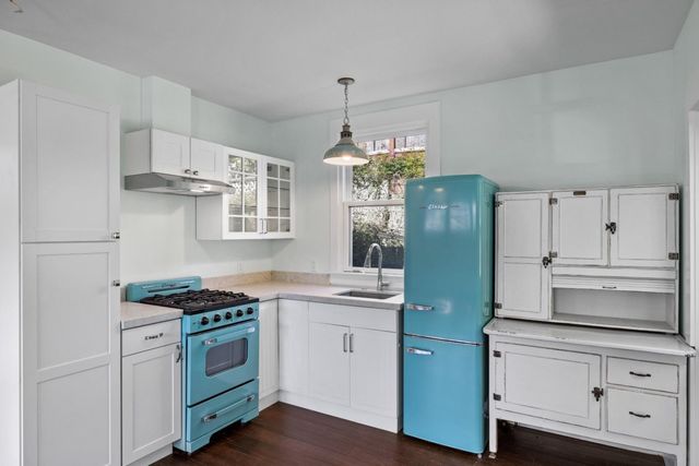 218 4th Street, Pacific Grove, CA 93950