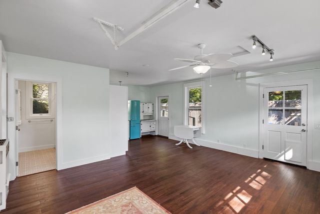 218 4th Street, Pacific Grove, CA 93950