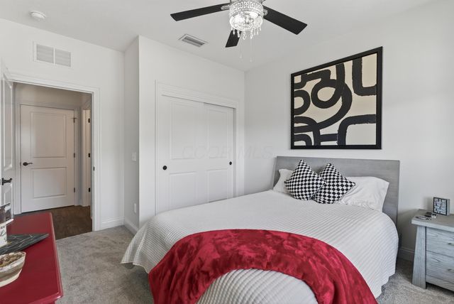 6452 Nature Nook Drive, Lewis Center, OH 43035