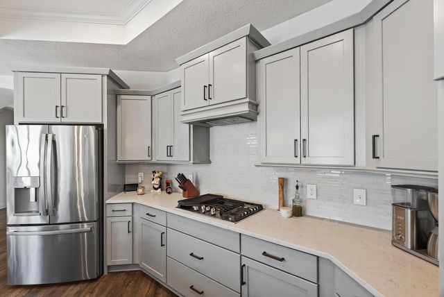 6452 Nature Nook Drive, Lewis Center, OH 43035