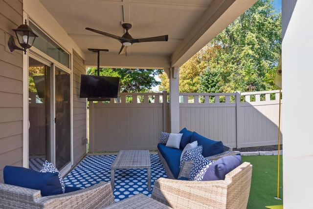 6452 Nature Nook Drive, Lewis Center, OH 43035