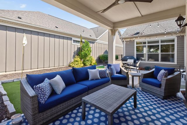 6452 Nature Nook Drive, Lewis Center, OH 43035