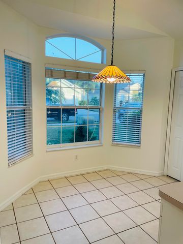 2361 White Sands Court NE, Palm Bay, FL 32905