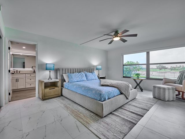 374 Golfview Road 106, North Palm Beach, FL 33408