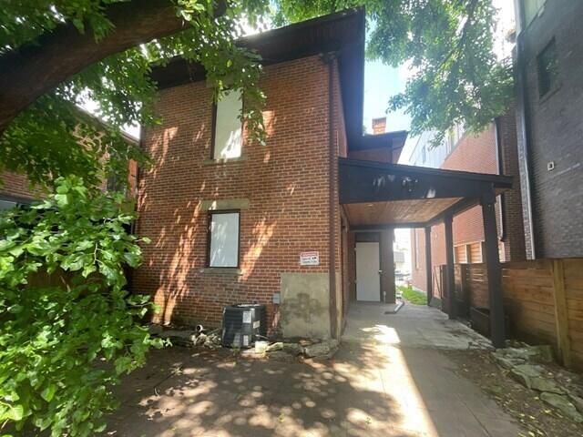 915 N 4th Street, Columbus, OH 43201