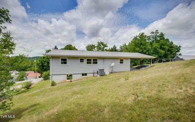 336 Cedar Street, Bluff City, TN 37618