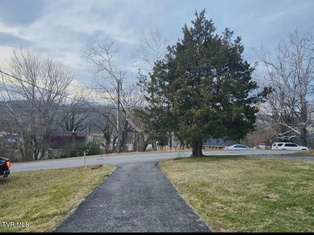 336 Cedar Street, Bluff City, TN 37618