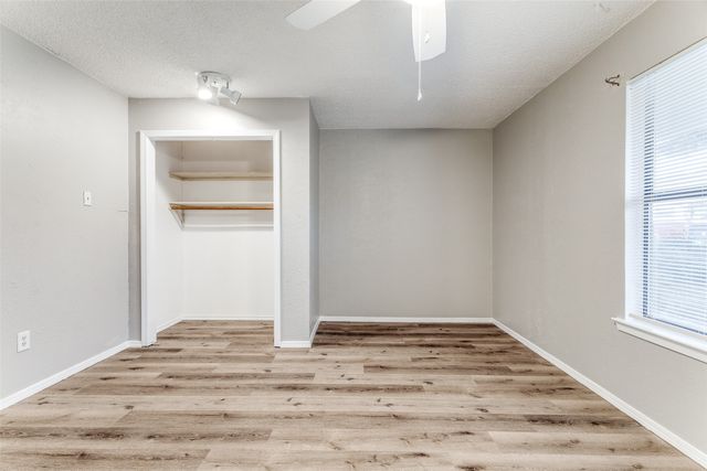 408 Windwood Court, Azle, TX 76020