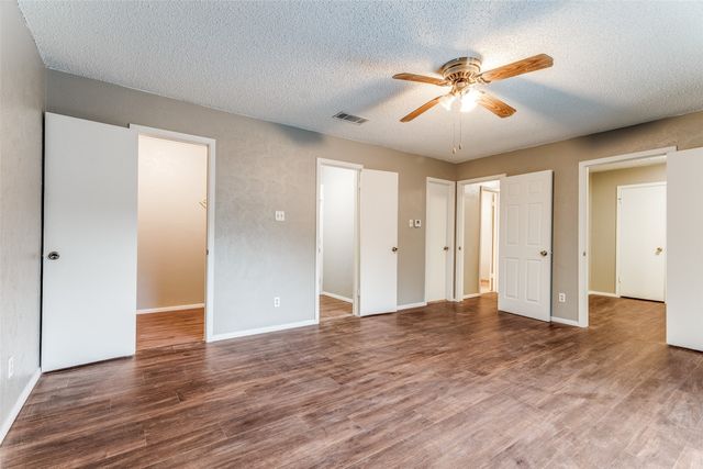 408 Windwood Court, Azle, TX 76020