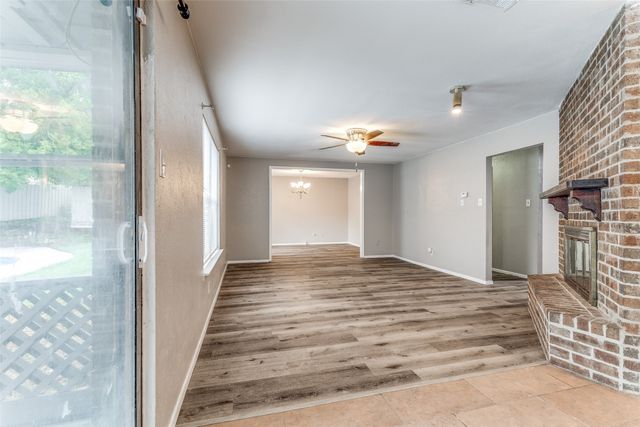 408 Windwood Court, Azle, TX 76020