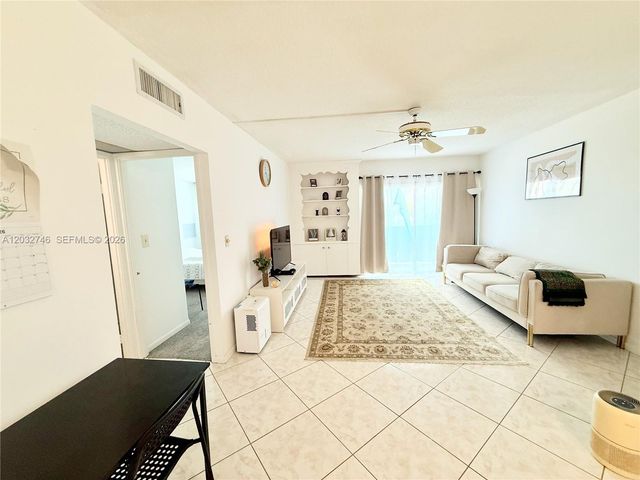 400 Kings Point Drive 309, Sunny Isles Beach, FL 33160