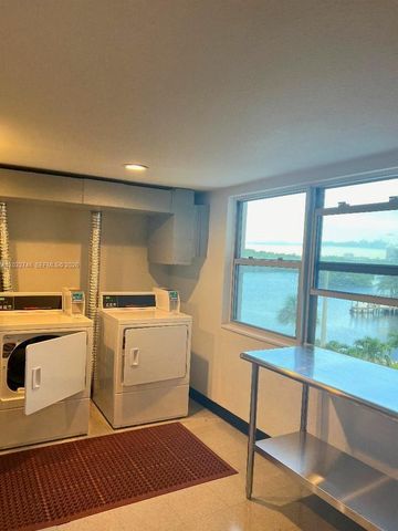 400 Kings Point Drive 309, Sunny Isles Beach, FL 33160