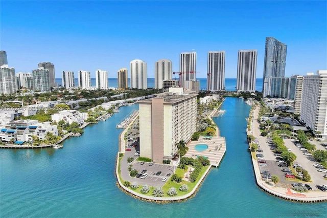 400 Kings Point Drive 309, Sunny Isles Beach, FL 33160