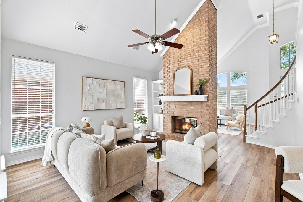 8716 Falls Road, Irving, TX 75063 — exterior