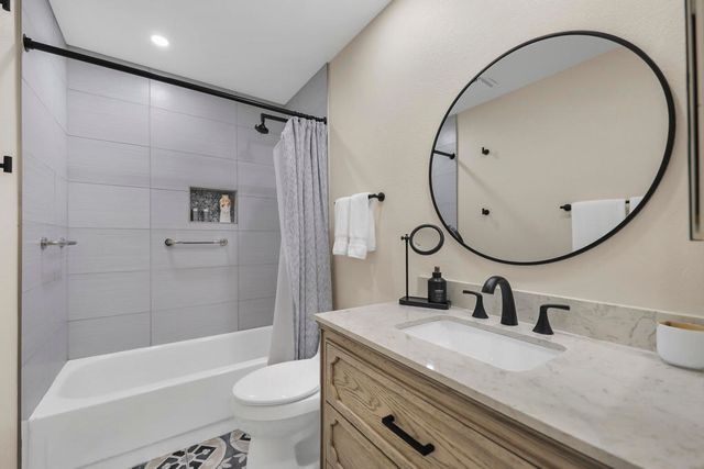 72732 Tony Trabert Lane, Palm Desert, CA 92260