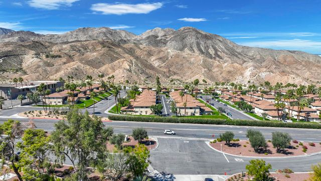 72732 Tony Trabert Lane, Palm Desert, CA 92260