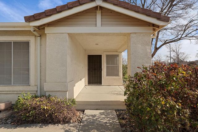 864 Bogetti Ln, Tracy, CA 95376