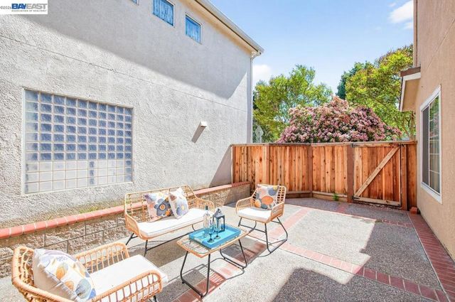 1557 Hermocilla Way, San Jose, CA 95116