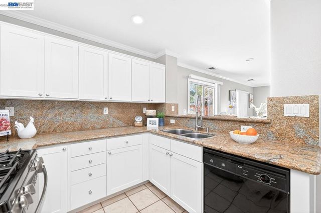 1557 Hermocilla Way, San Jose, CA 95116