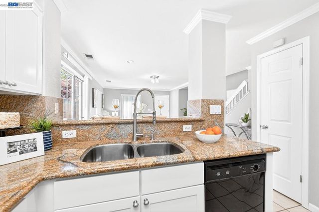 1557 Hermocilla Way, San Jose, CA 95116