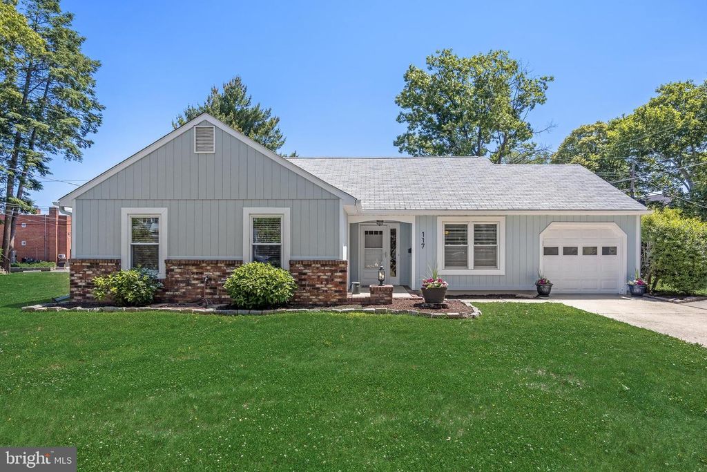 117 BELOIT AVE, Audubon, NJ 08106