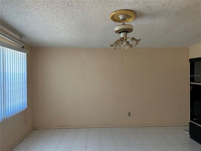 6328 30TH WAY N, St Petersburg, FL 33702