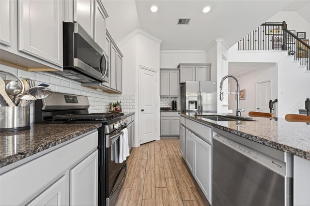 19115 Falkenstein Castle Way, Cypress, TX 77433