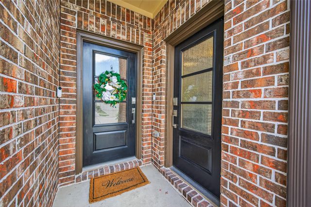 19115 Falkenstein Castle Way, Cypress, TX 77433