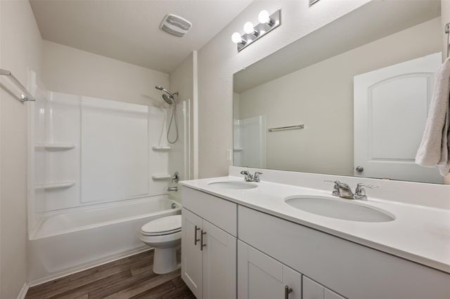 225 Gunther WAY, Taylor, TX 76574