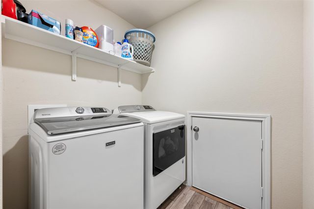 225 Gunther WAY, Taylor, TX 76574