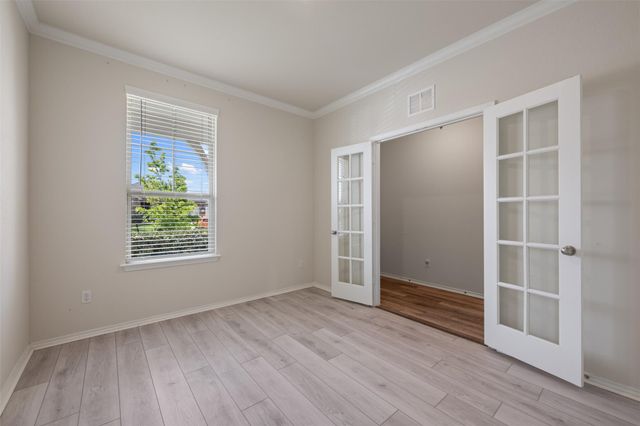 225 Gunther WAY, Taylor, TX 76574