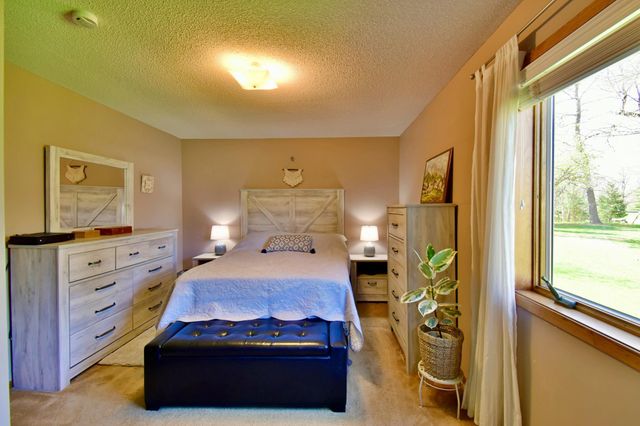 21265 Concord Street NW, Elk River, MN 55330