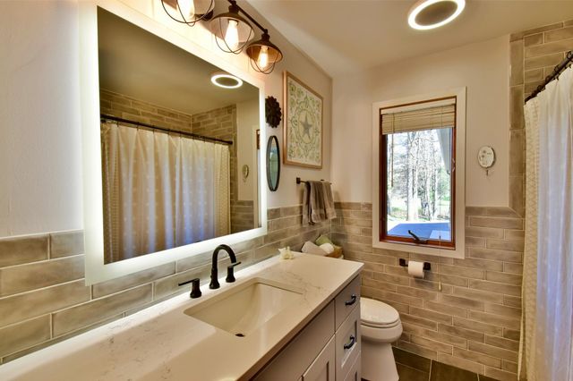 21265 Concord Street NW, Elk River, MN 55330