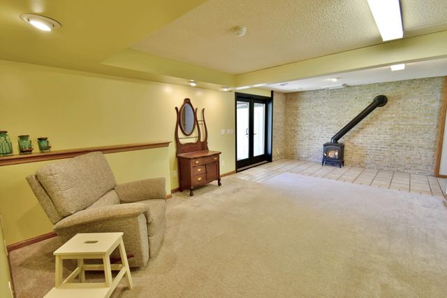 21265 Concord Street NW, Elk River, MN 55330