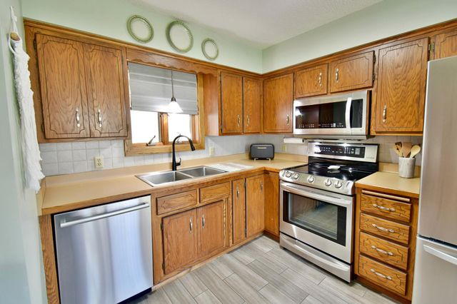 21265 Concord Street NW, Elk River, MN 55330
