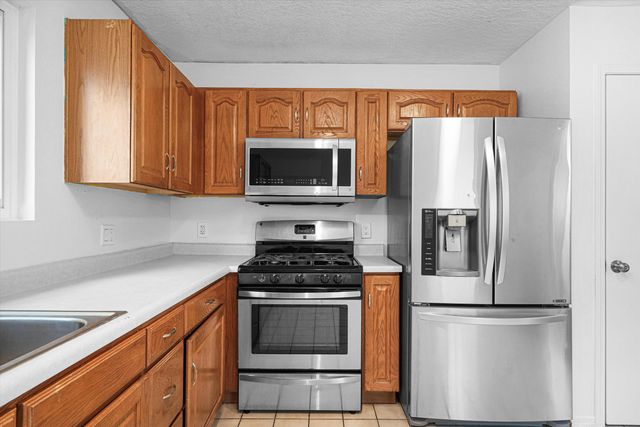 10416 Johncock Avenue SW, Albuquerque, NM 87121