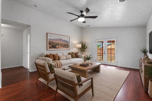10416 Johncock Avenue SW, Albuquerque, NM 87121