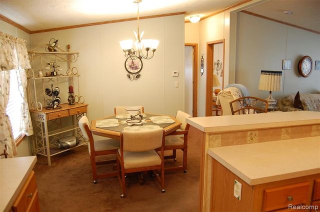 23166 Swallow, New Boston, MI 48164